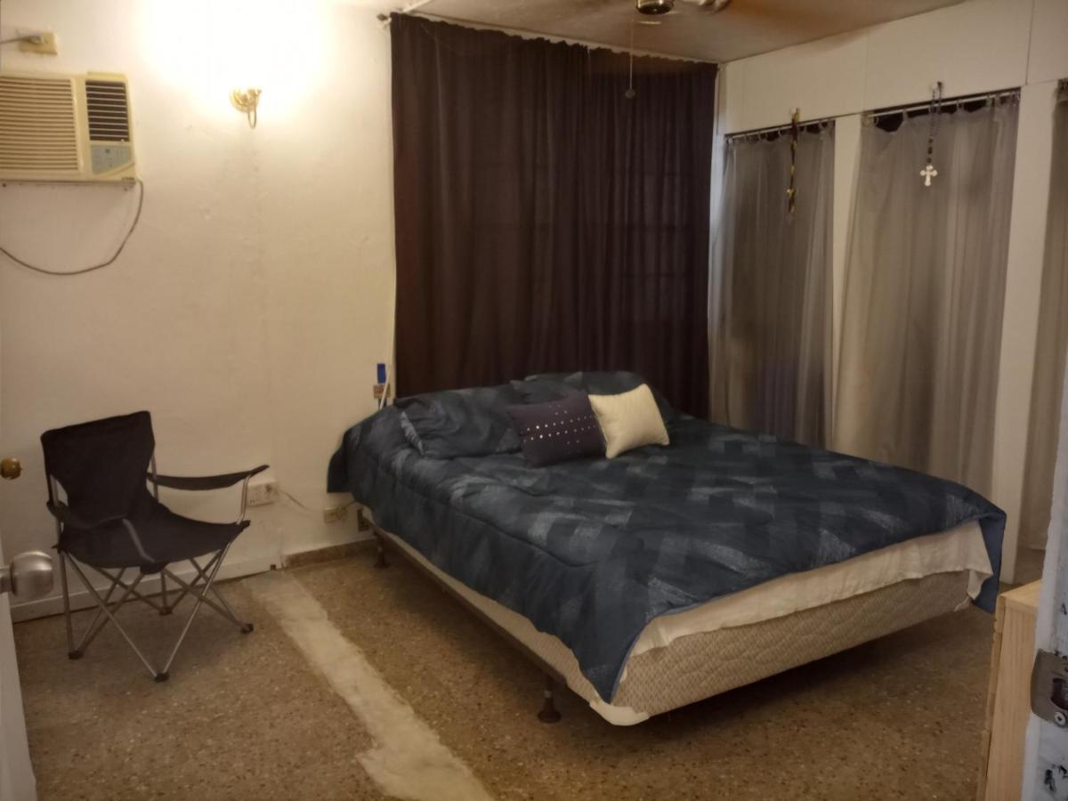 Figueroa Guest Rooms In Country Club San Juan Luaran gambar